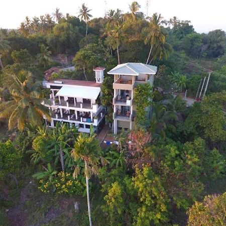 Lara'S Place Unawatuna Luaran gambar
