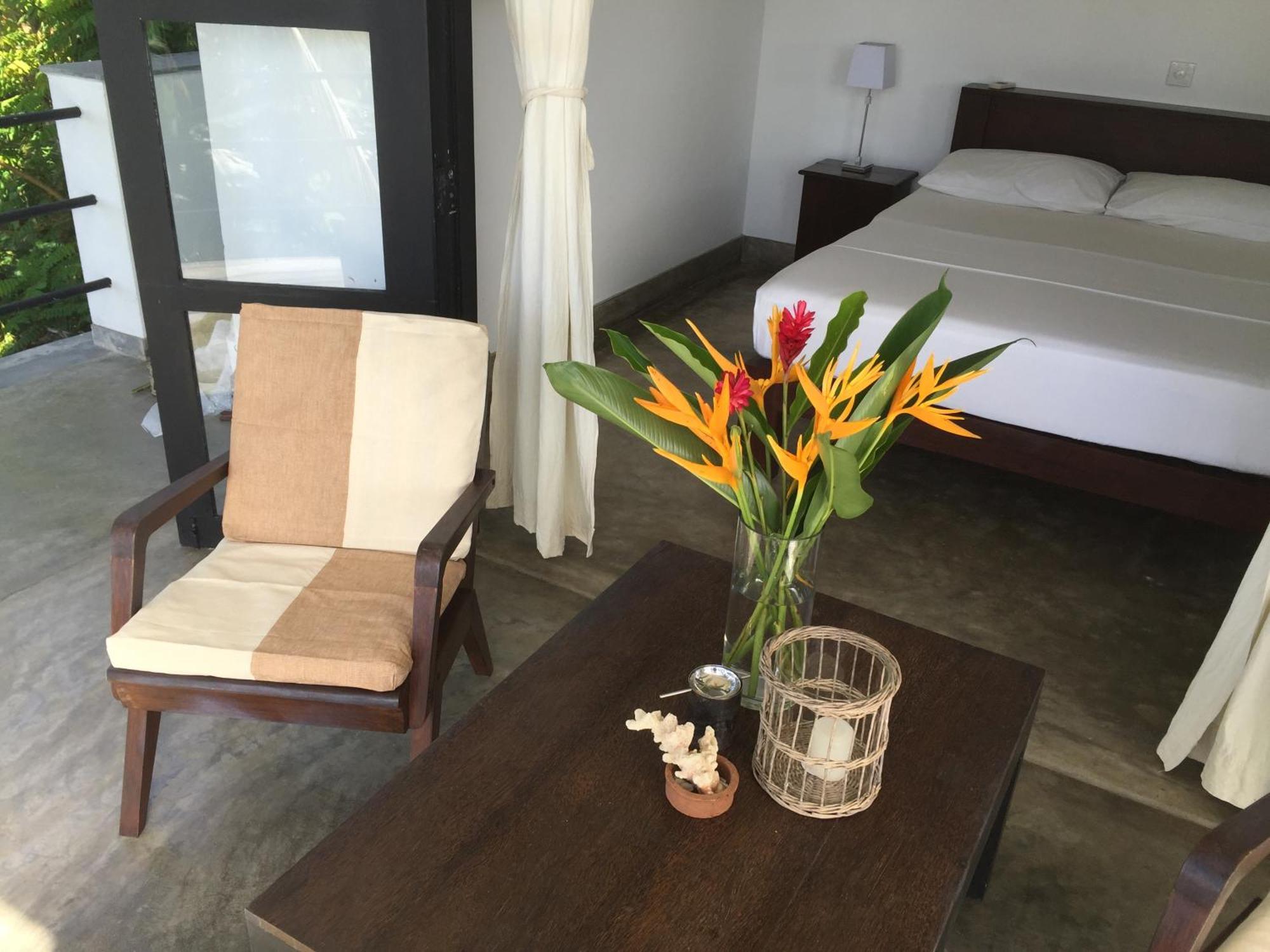 Lara'S Place Unawatuna Bilik gambar