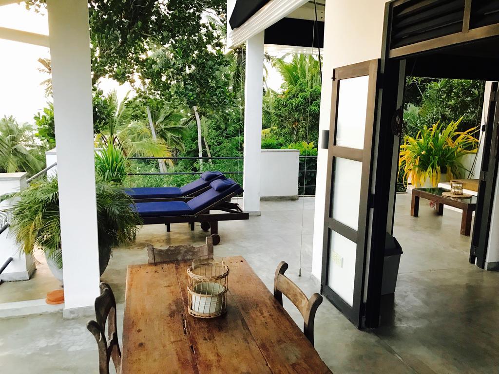 Lara'S Place Unawatuna Luaran gambar